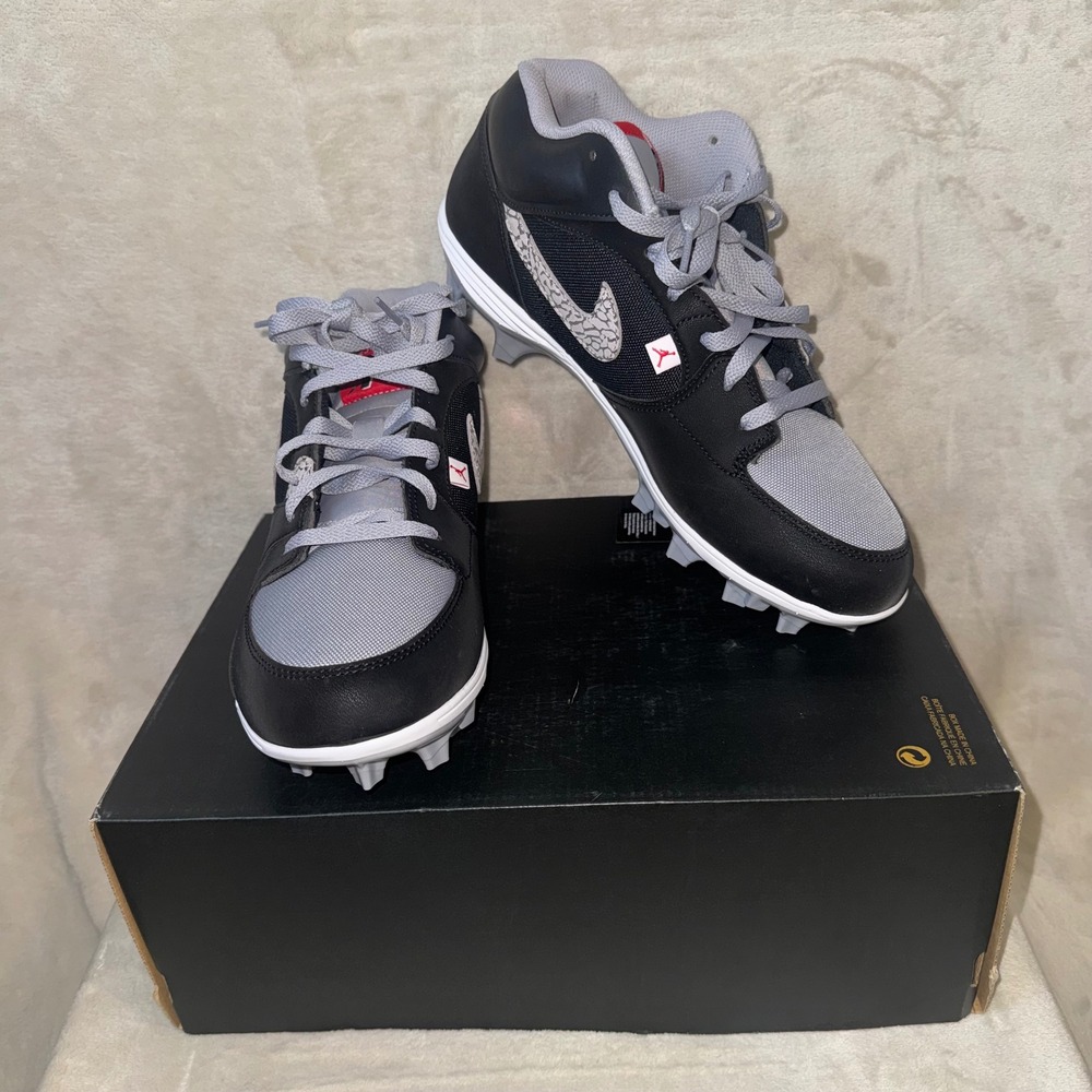 Jordan Stadium 90 Low TD Football Cleats Black Cement Grey HQ0210-060 Mens 11.5